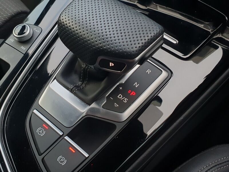 More views of Audi A4