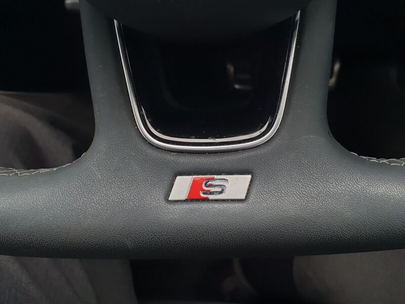 More views of Audi A4