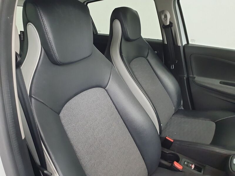 More views of Renault Zoe