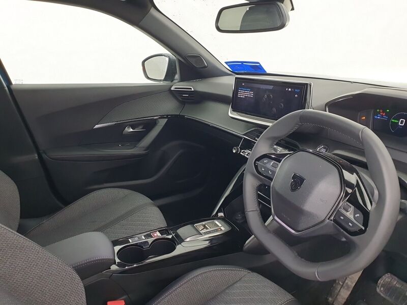 More views of Peugeot 2008