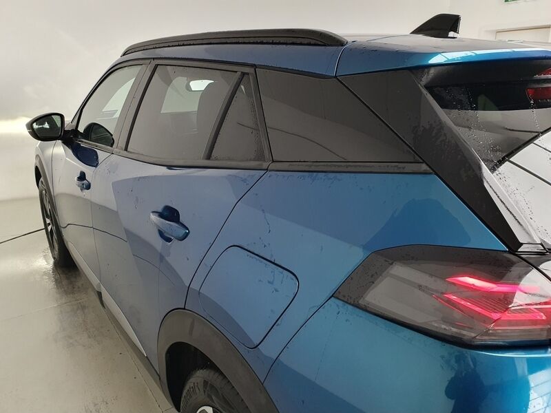 More views of Peugeot 2008