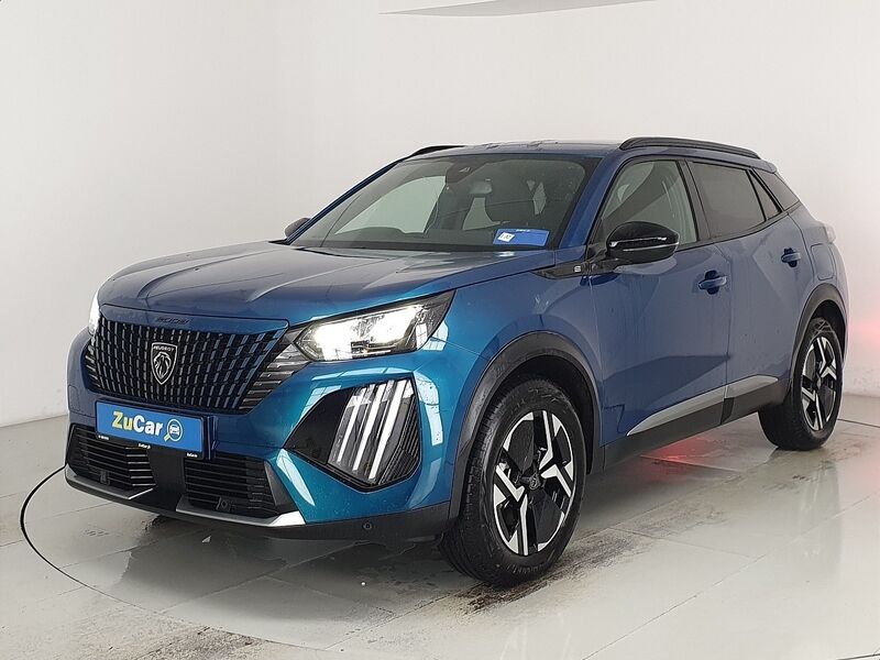 More views of Peugeot 2008