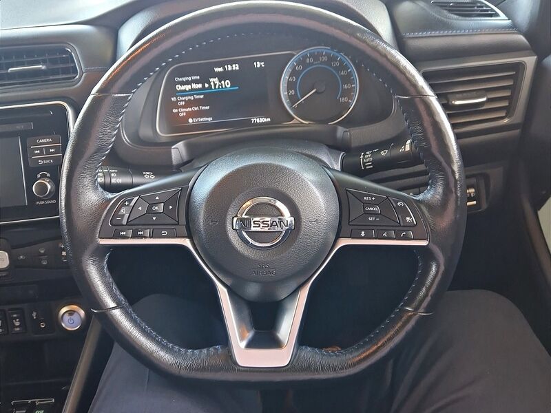 More views of Nissan Leaf