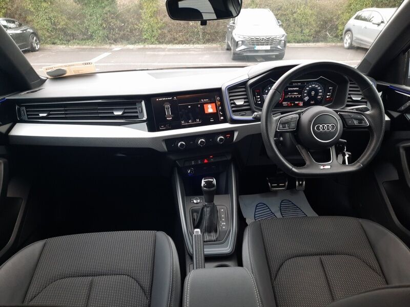 More views of Audi A1