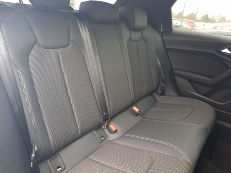 More views of Audi A1