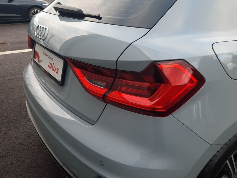 More views of Audi A1