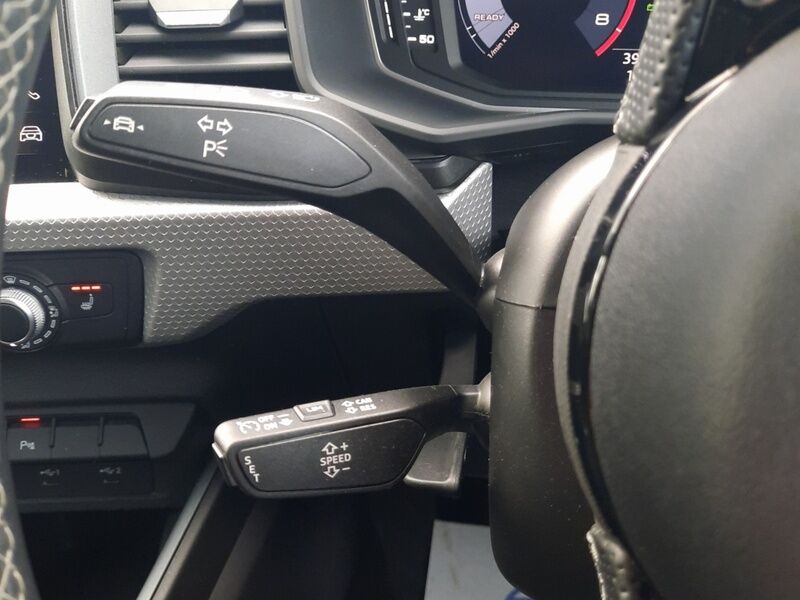 More views of Audi A1