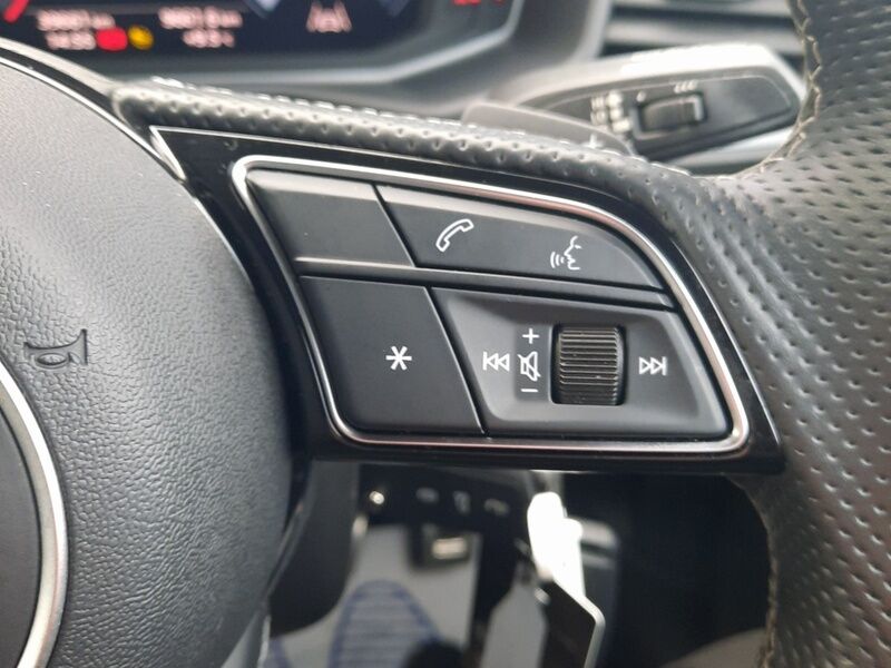 More views of Audi A1