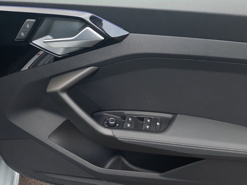 More views of Audi A1