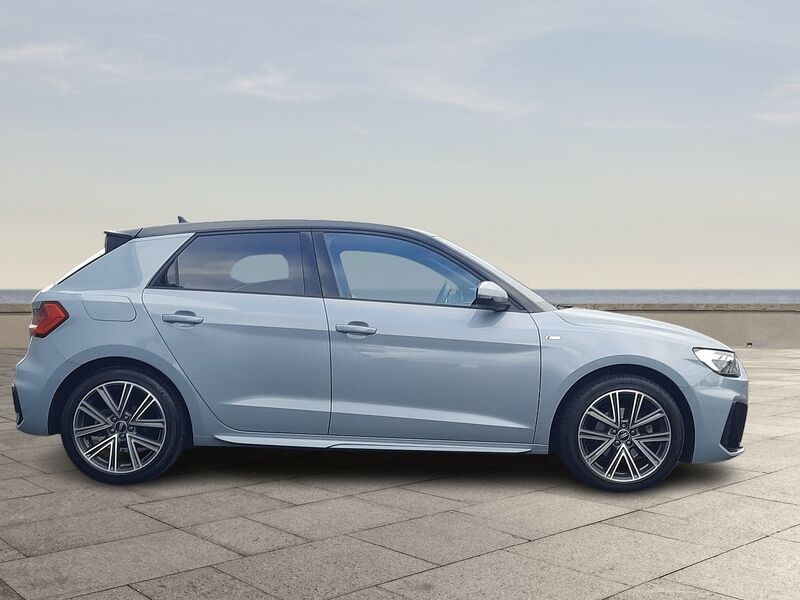 More views of Audi A1
