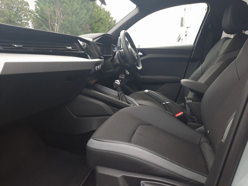 More views of Audi A1