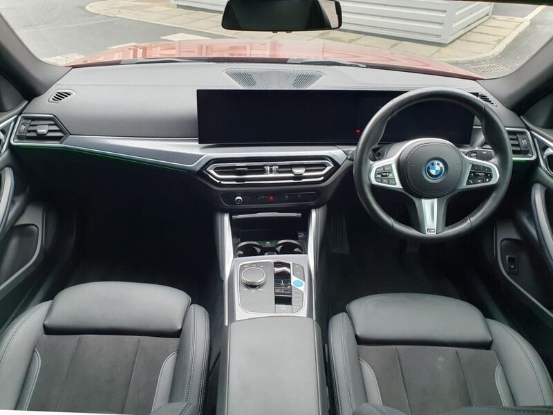 More views of BMW i4