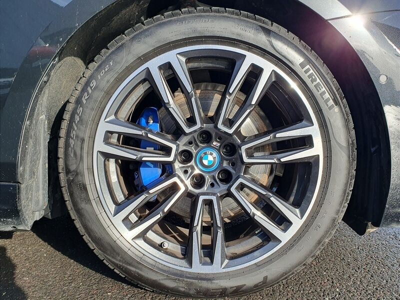 More views of BMW 5-Series