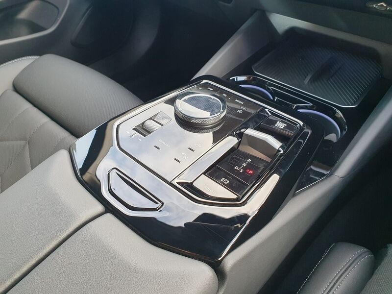 More views of BMW 5-Series