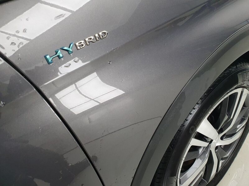 More views of Peugeot 3008