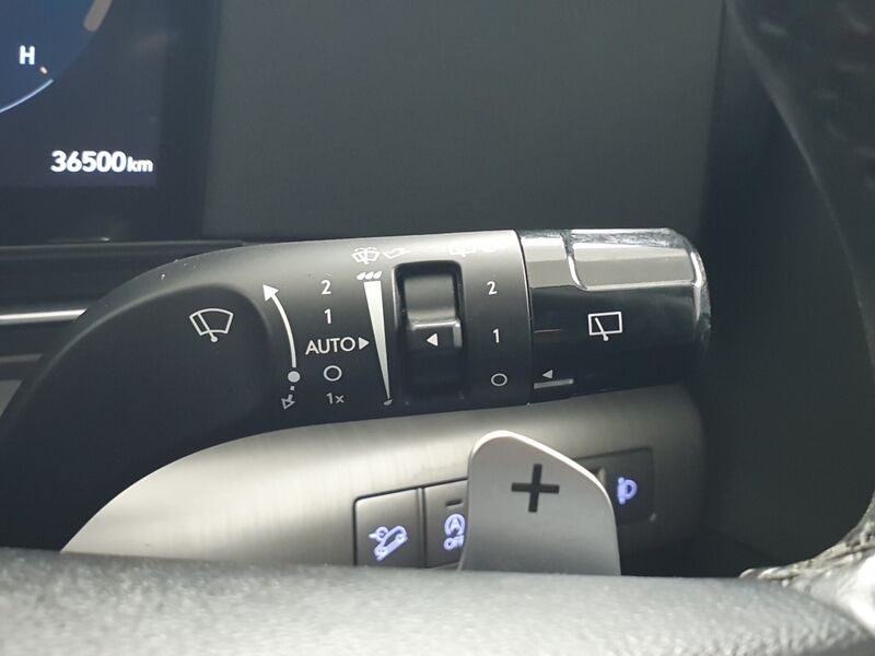 More views of Hyundai KONA