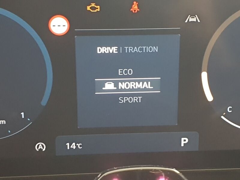 More views of Hyundai KONA