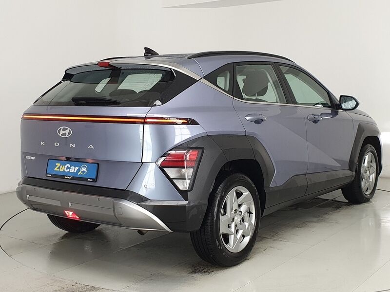 More views of Hyundai KONA