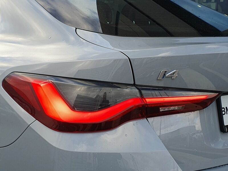 More views of BMW i4