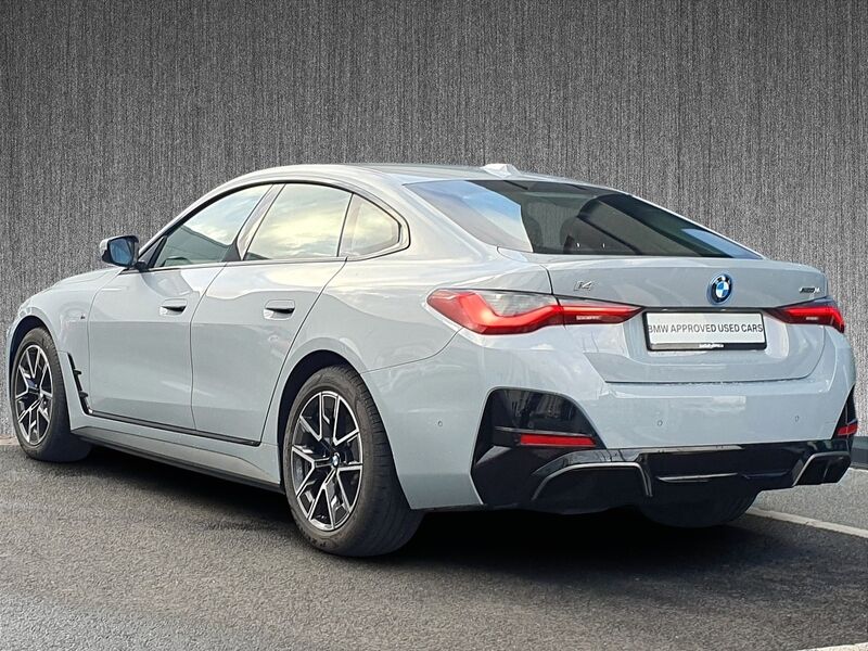 More views of BMW i4