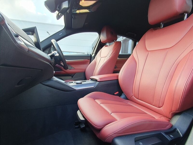 More views of BMW i4