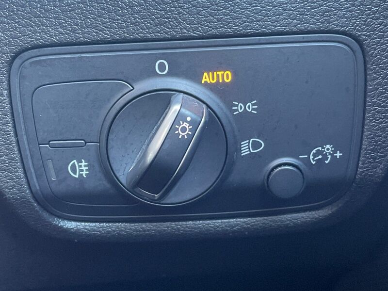 More views of Audi Q2