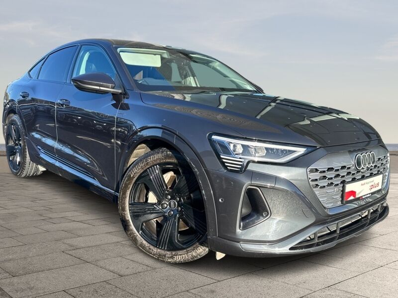 More views of Audi Q8 e-tron