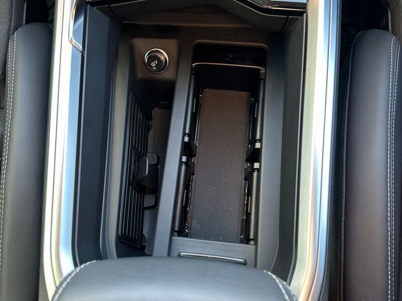 More views of Audi Q8 e-tron