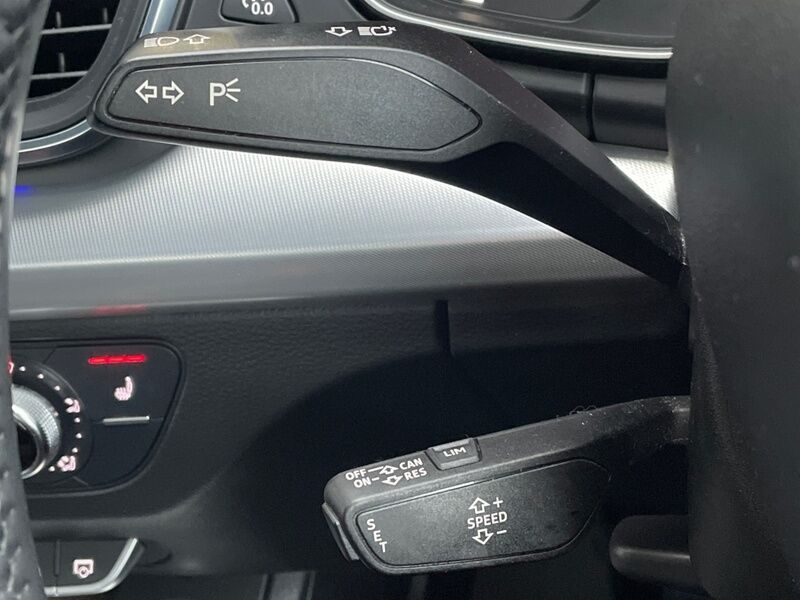 More views of Audi Q5