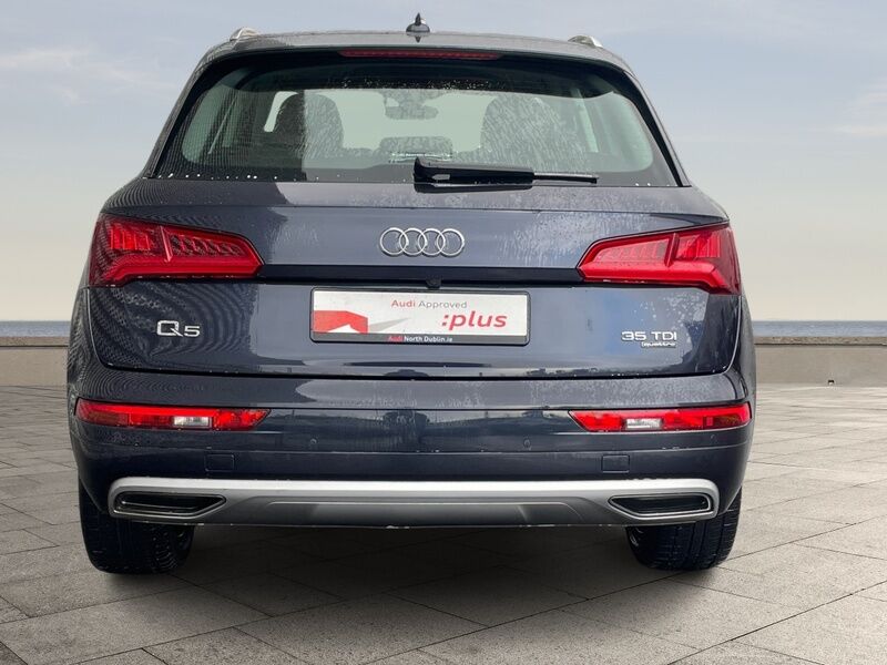 More views of Audi Q5