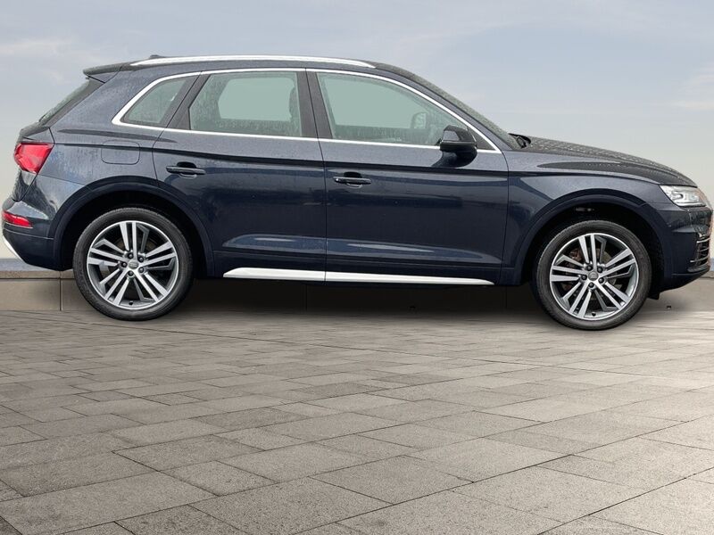 More views of Audi Q5