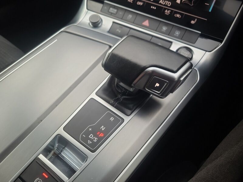 More views of Audi A6