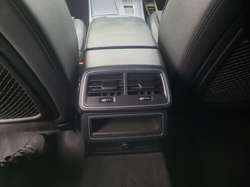 More views of Audi A6