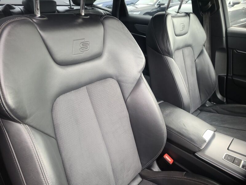 More views of Audi A6