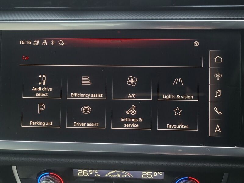 More views of Audi Q3