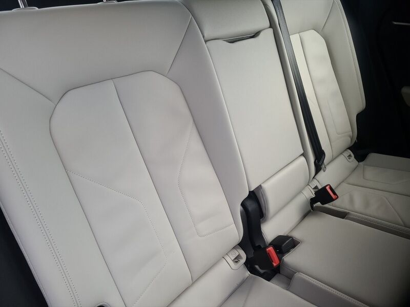 More views of Audi Q3