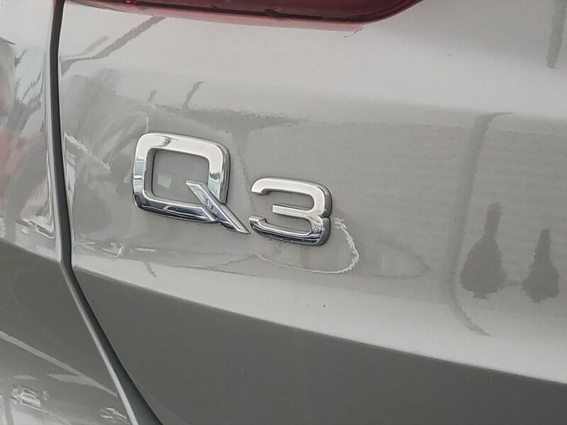 More views of Audi Q3