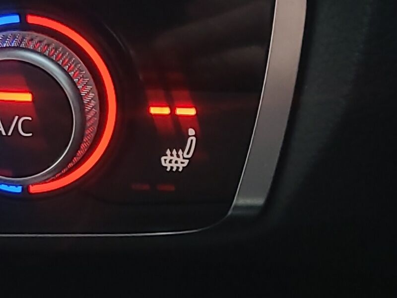 More views of Audi Q3