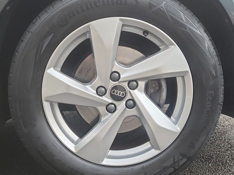 More views of Audi Q3