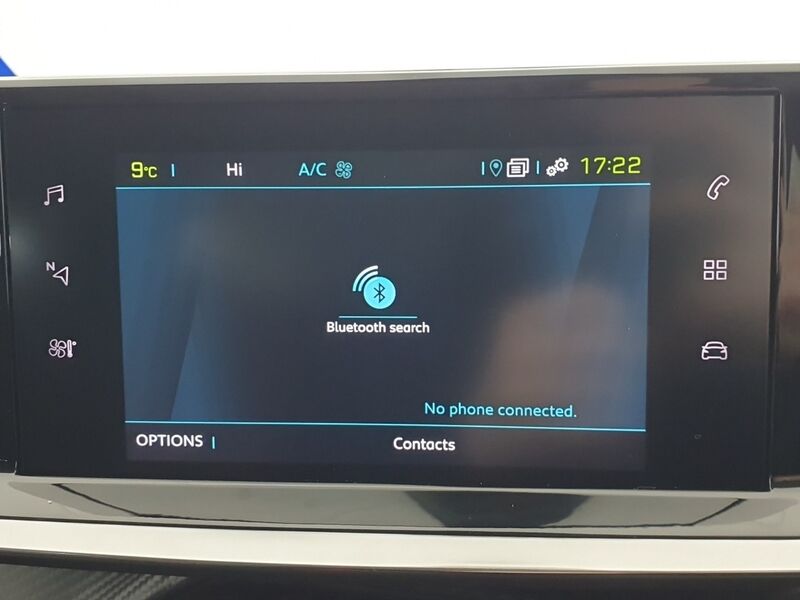 More views of Peugeot 208