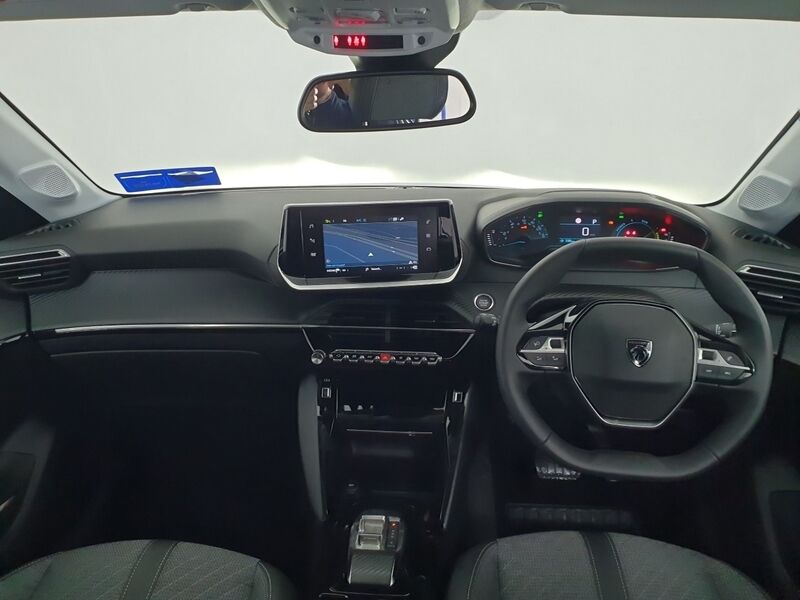 More views of Peugeot 208