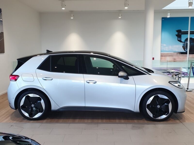 More views of Volkswagen ID.3