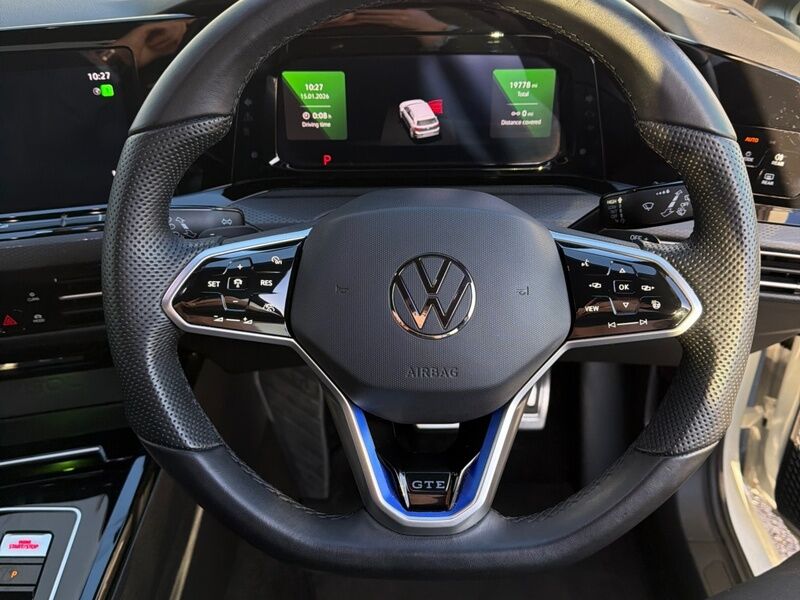 More views of Volkswagen Golf