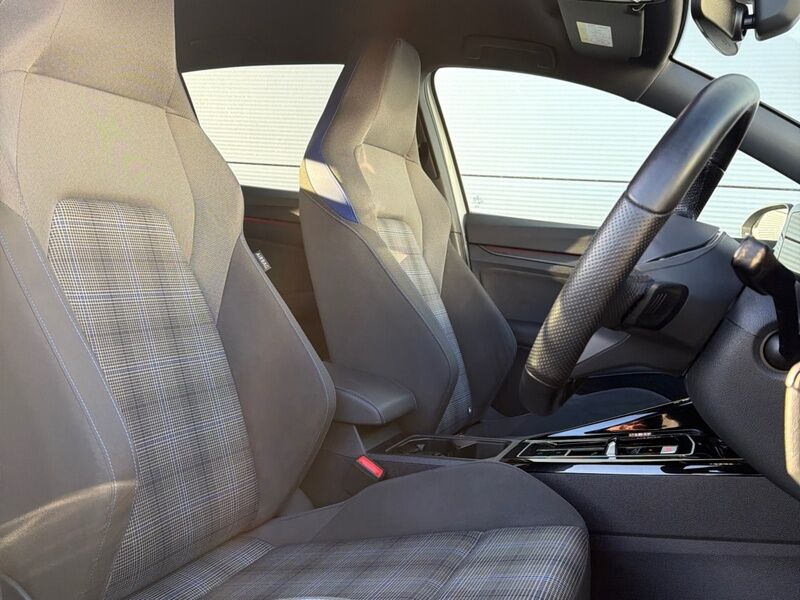 More views of Volkswagen Golf