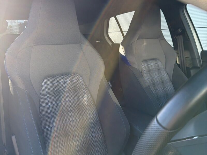 More views of Volkswagen Golf