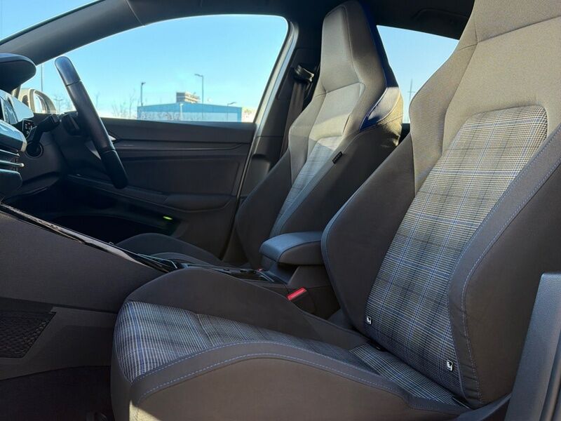 More views of Volkswagen Golf