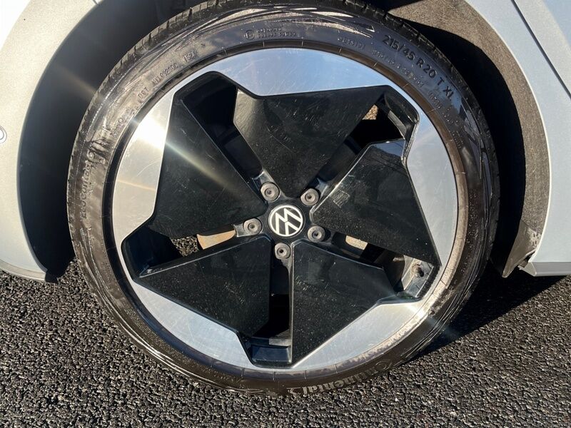 More views of Volkswagen ID.3