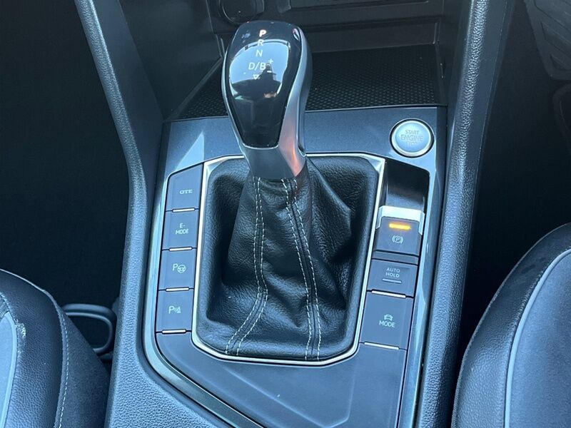 More views of Volkswagen Tiguan