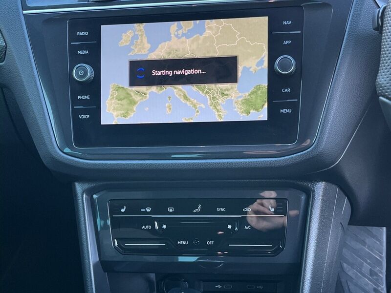 More views of Volkswagen Tiguan