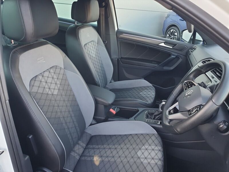 More views of Volkswagen Tiguan